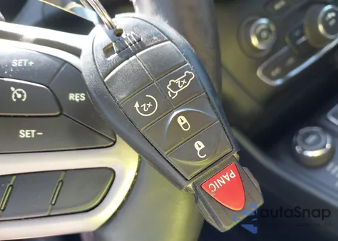 2019 Jeep Cherokee Latitude 4X4 из США, поврежденный, VIN 1C4PJMCB2KD442922